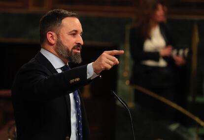 El diputado de Vox, durante su intervención en el Congreso este sábado. Al comenzar su discurso ha pedido la detención del presidente de la Generalitat, Quim Torra, y ha llamado a Sánchez "villano de cómic".