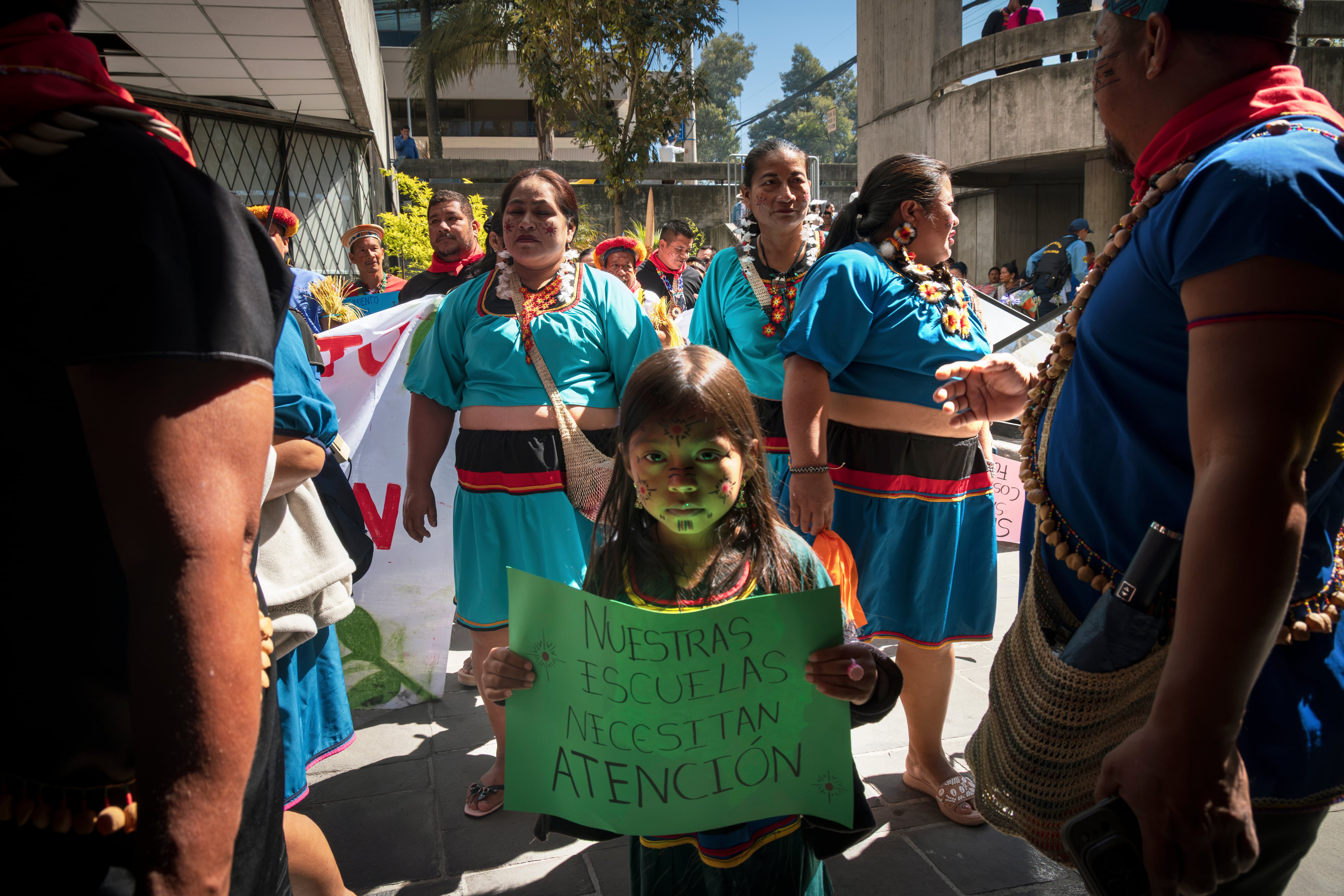 Protesta por registro oficial de Proyectos Educativos Comunitarios, en Quito.