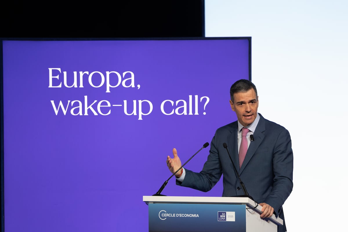 El presidente dice que la operación solo tendrá luz verde si respeta “el interés general” de los ciudadanos. Carlos Torres defiende el “máximo respeto a las decisiones” de los organismos públicos y Josep Oliu ve “positiva” la medida de Moncloa