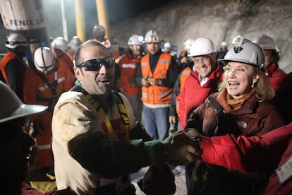 33 mineros rescatados en la mina San José (Chile)