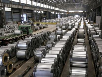 Rollos de acero de China Steel en Kaohsiung.