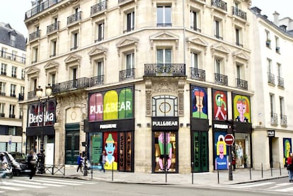 Fachada de la nueva tienda de Pull&Bear en París.