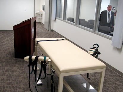 The execution chamber at the Idaho Maximum Security Institution is shown in Boise, Idaho on October 20, 2011.