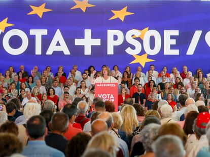 Teresa Ribera en un mitin de campaña del PSOE, el sábado en Sevilla.