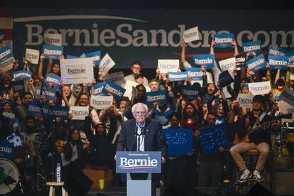 Bernie Sanders, em ato de campanha em Cedar Rapids (Iowa).