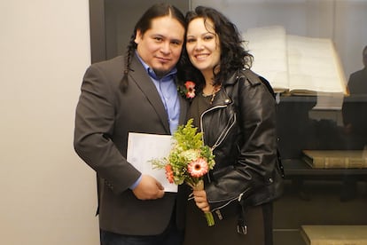 Julie Moreno y Neftali Juarez Garcia, el día de su boda.