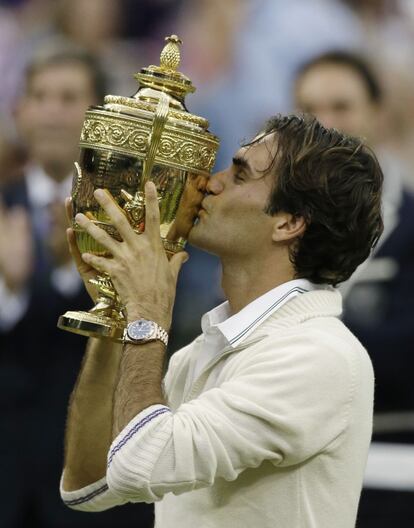 Federer vuelve a conquitar en 2012 por séptima vez el trofeo tras superar a Murray 4-6, 7-5, 6-3 y 6-4