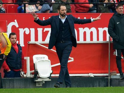 Machín, en el partido del Sevilla ante el Girona. 