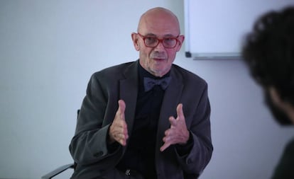 Pascal Lamy durante la entrevista en la Casa Árabe.