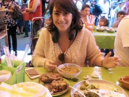 Inger Díaz, comiendo en el restaurante de Cristina.