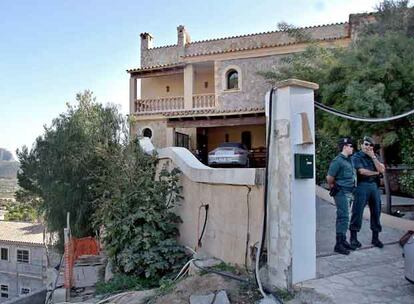 La casa de Eugenio Hidalgo, alcalde de Andratx, con la ampliación abajo que estaba construyéndose.