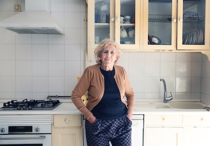 Manuela Carmena, exalcaldesa de Madrid, en marzo de este año en su casa.