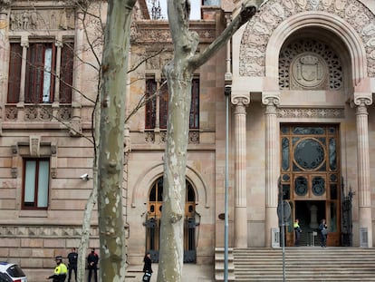 Fachada de la Audiencia provincial de Barcelona