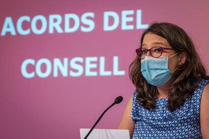 La vicepresidenta y portavoz del Consell, Mónica Oltra, durante una rueda de prensa tras la sesión plenaria semanal del Gobierno Valencinano.