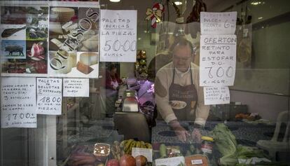 Tienda de alimentación en el centro de Badajoz.