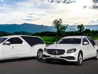 Nuevos coches fúnebres adquiridos por la Empresa Municipal.