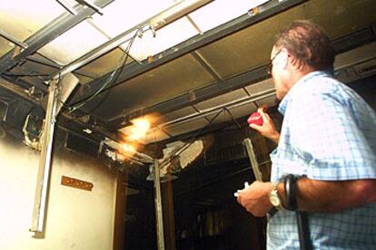 Estado en el que quedó el interior de la Casa del Pueblo de Rentería (Guipúzcoa) tras el incendio.