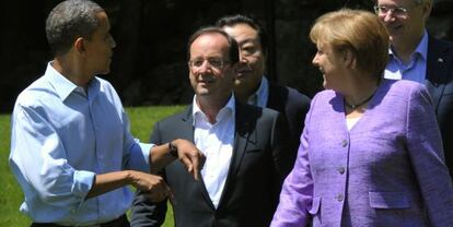 Barack Obama, Fran&ccedil;ois Hollande y Angela Merkel en la cumbre del G-8