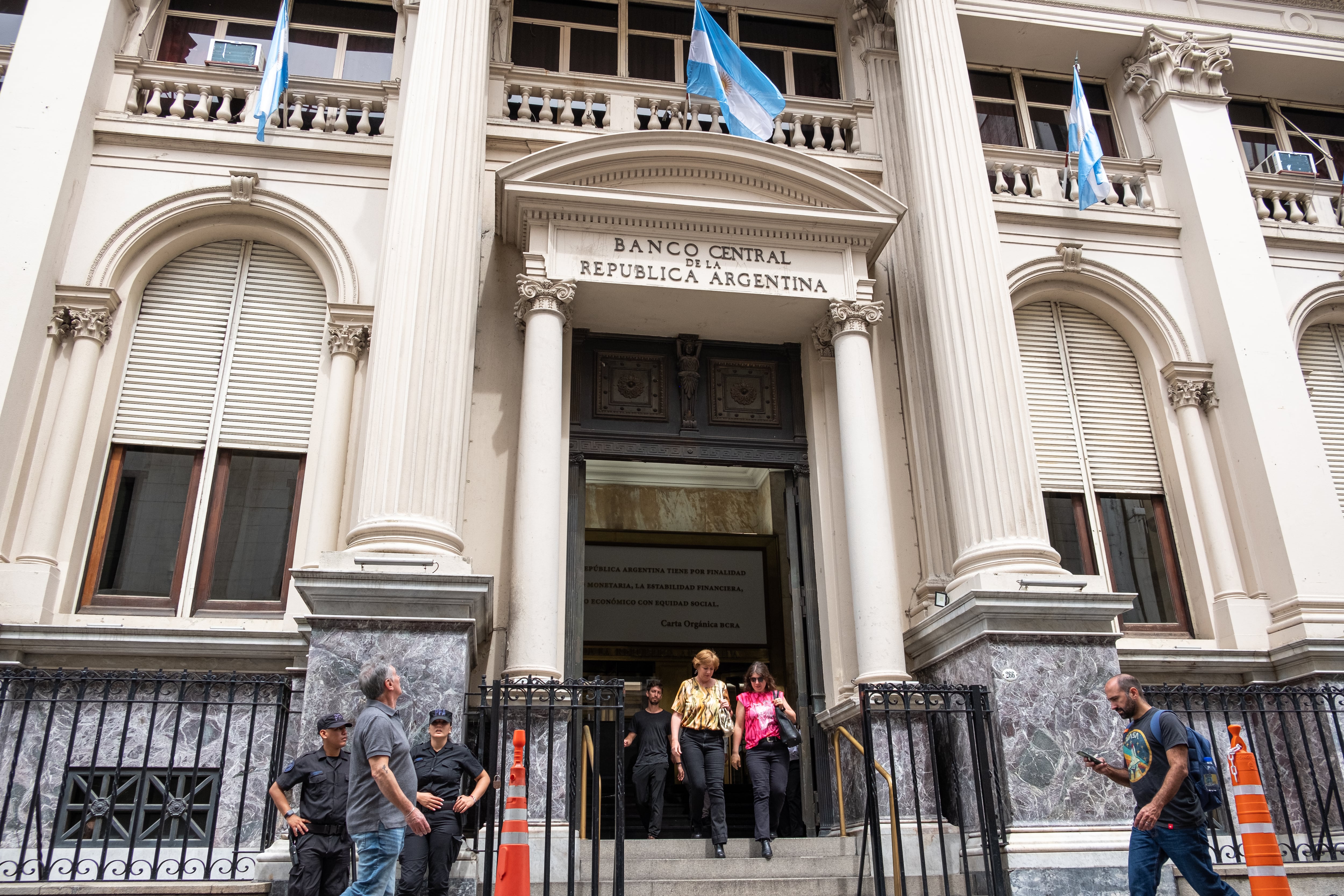Milei pide al Congreso que considere un delito imprimir moneda para financiar al Estado