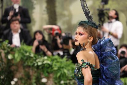 Zendaya poses at the Met Gala, an annual fundraising gala held for the benefit of the Metropolitan Museum of Art's Costume Institute with this year's theme 'Sleeping Beauties: Reawakening Fashion' in New York City, New York, U.S., May 6, 2024. REUTERS/Andrew Kelly