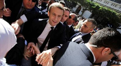 El presidente francés Emmanuel Macron en Argel