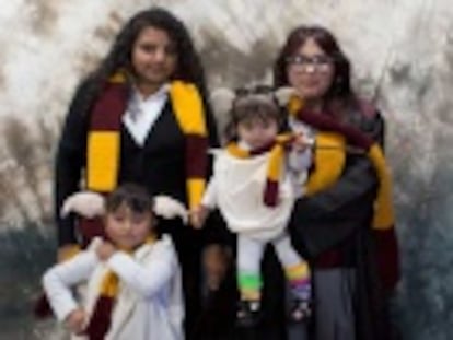 Un mexicano abre su domicilio al público para exhibir los más de 4.000 objetos que colecciona sobre la célebre saga de J. K. Rowling