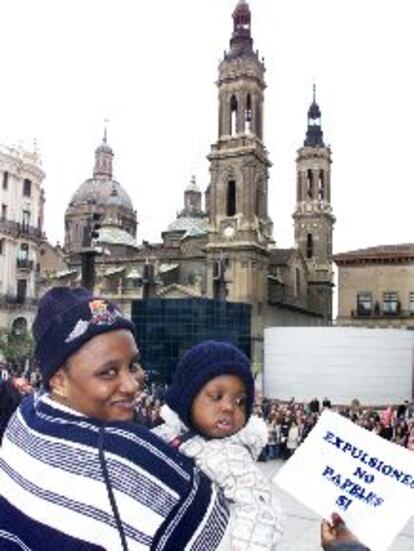 Manifestación de apoyo a los inmigrantes en Zaragoza.