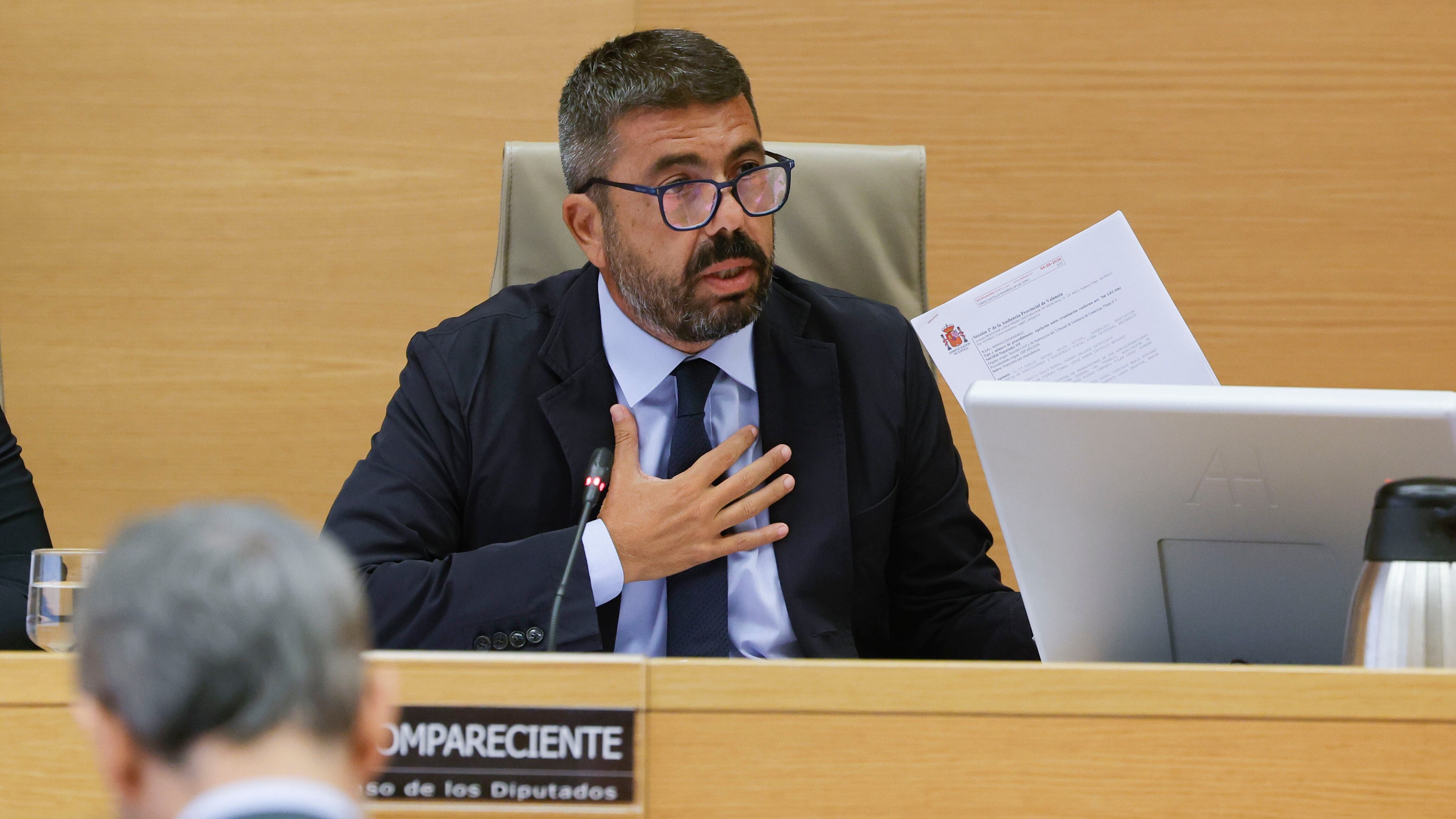Mazón vuelve al Congreso y esquiva dar explicaciones públicas por la dana