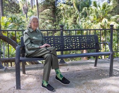 La etóloga británica Jane Goodall, este sábado en el jardín botánico de Málaga. 