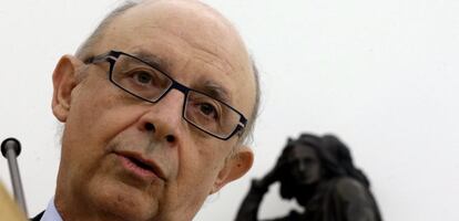 El ministro de Hacienda y Administraciones P&uacute;blicas en funciones, Crist&oacute;bal Montoro, durante una de sus &uacute;ltimas comparecencias p&uacute;blicas.