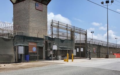 Exterior, en abril, de campos de detenci&oacute;n en Guant&aacute;namo. 