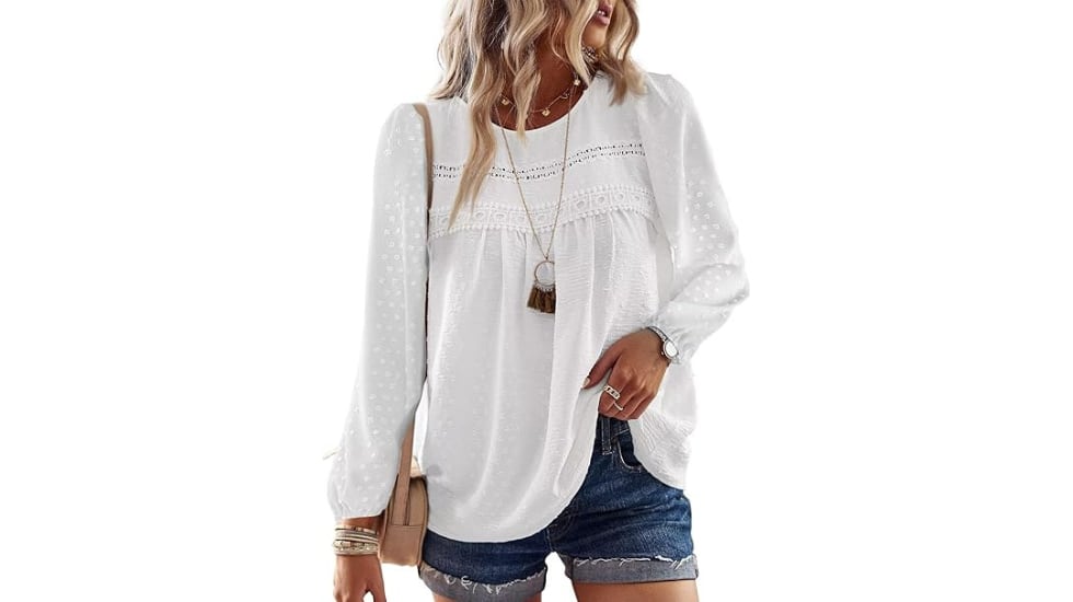 Blusa blanca para mujer.