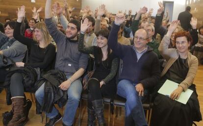 Izagirre durante la aprobación de su programa electoral