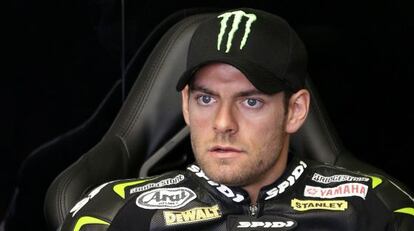 Cal Crutchlow, en el box de Yamaha