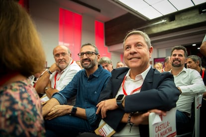  El presidente de Castilla La Mancha, Emiliano García-Page, durante el comité federal del PSOE. 