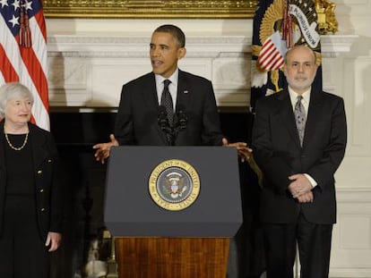 El presidente estadounidense, Barack Obama, con Janet Yellen y Ben Bernanke, actual presidente de la Fed