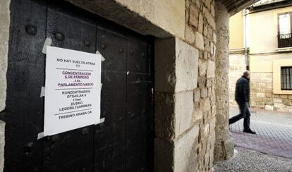 Un cartel pide que el Condado de Treviño pertenezca a Álava