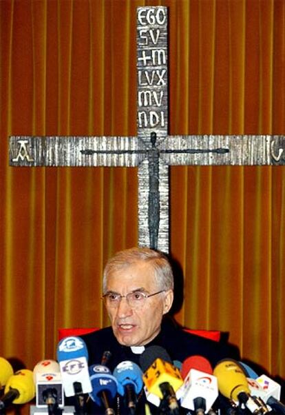 El cardenal Antonio María Rouco, ayer, en la asamblea de los obispos.