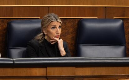 La vicepresidenta segunda y ministra de Trabajo, Yolanda Díaz, durante una sesión de control al Gobierno, en el Congreso de los Diputados, el13 de marzo de 2024.