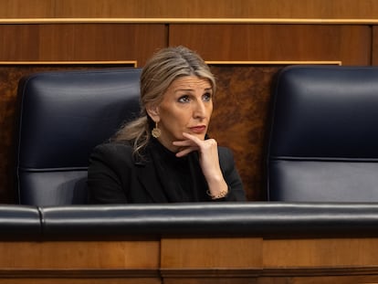 La vicepresidenta segunda y ministra de Trabajo, Yolanda Díaz, durante una sesión de control al Gobierno.