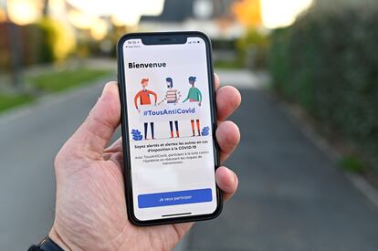 Francia ha lanzado TousAntiCovid, una nueva aplicación de rastreo, tras constatar el fracaso de la original, StopCovid