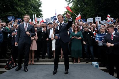 Bosak, durante un acto electoral en Varsovia el 20 de junio.