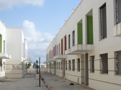 These houses in Callosa de Segura were being sold for over €100,000 several months ago.