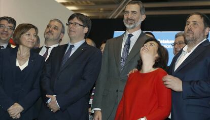 Forcadell, Puigdemont, el Rey, Sáenz de Santamaría y Junqueras el pasado lunes en el Mobile World Congress.