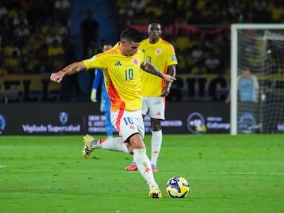 James Rodríguez, de Colombia, en las eliminatorias al Mundial de la FIFA 2026, en Barranquilla, el 4 de septiembre de 2025.