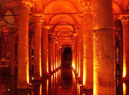 Antiguos depósitos de agua de la bella ciudad de Estambul, de imprescindible visita, impresionantes