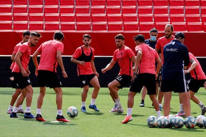 Último entrenamiento del Sevilla antes del derbi contra el Betis.