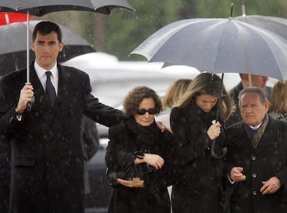 Uno de los momentos más complicados de la vida de doña Letizia fue la muerte de su hermana en 2007. Érika fue encontrada en su apartamento en Madrid sin vida. Por aquel entonces, la reina estaba embarazada de la infanta Sofía.