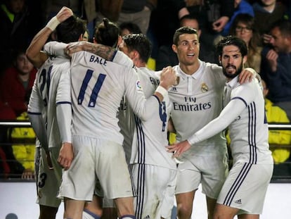 Los jugadores del Madrid celebran el gol de Morata, tercero del Madrid.