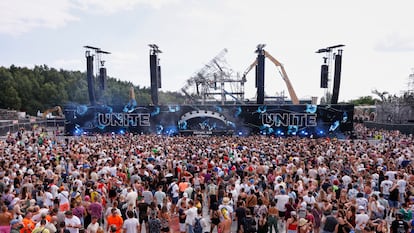Odymel B2B y Pegassi en el escenario principal de Tomorrowland, este viernes.
